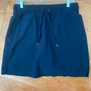 GreenTea Black Garment with Leaf Tag